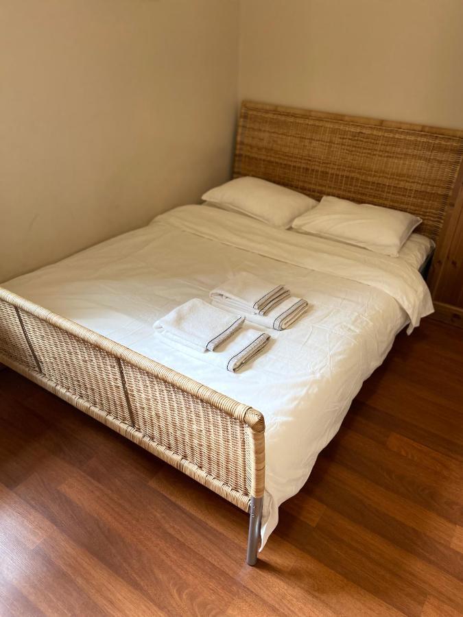 Klimatyczny Apartament Przy Rynku Wroclaw Luaran gambar