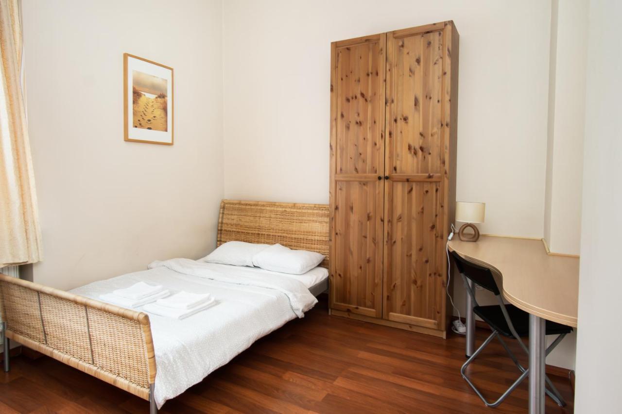 Klimatyczny Apartament Przy Rynku Wroclaw Luaran gambar