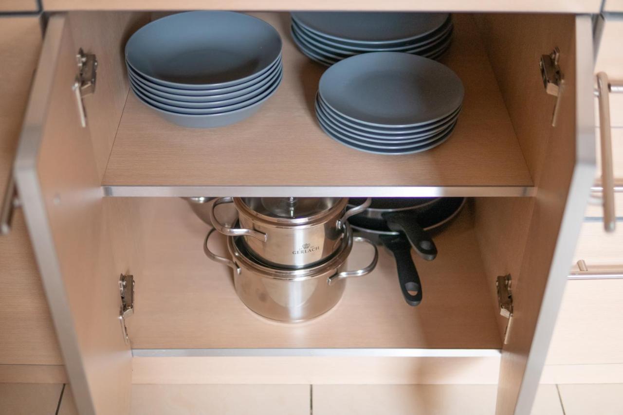 Klimatyczny Apartament Przy Rynku Wroclaw Luaran gambar
